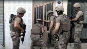 Geçmiş dönemde DEAŞ terör örgütü adına çatışma bölgelerinde faaliyet yürüttüğü
