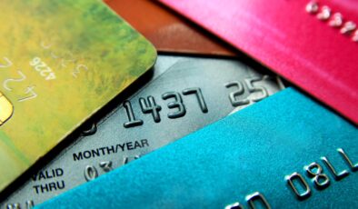 Kişi başı kart borcunda yükseliş: Asgari ücretin 2,5 katına kadar çıktı