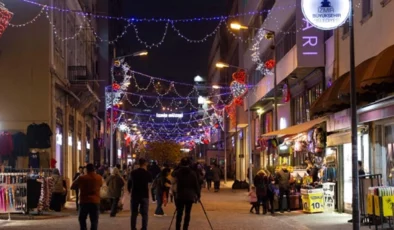 İzmir Kemeraltı’ndaki yeni yıl etkinlikleri iptal edildi