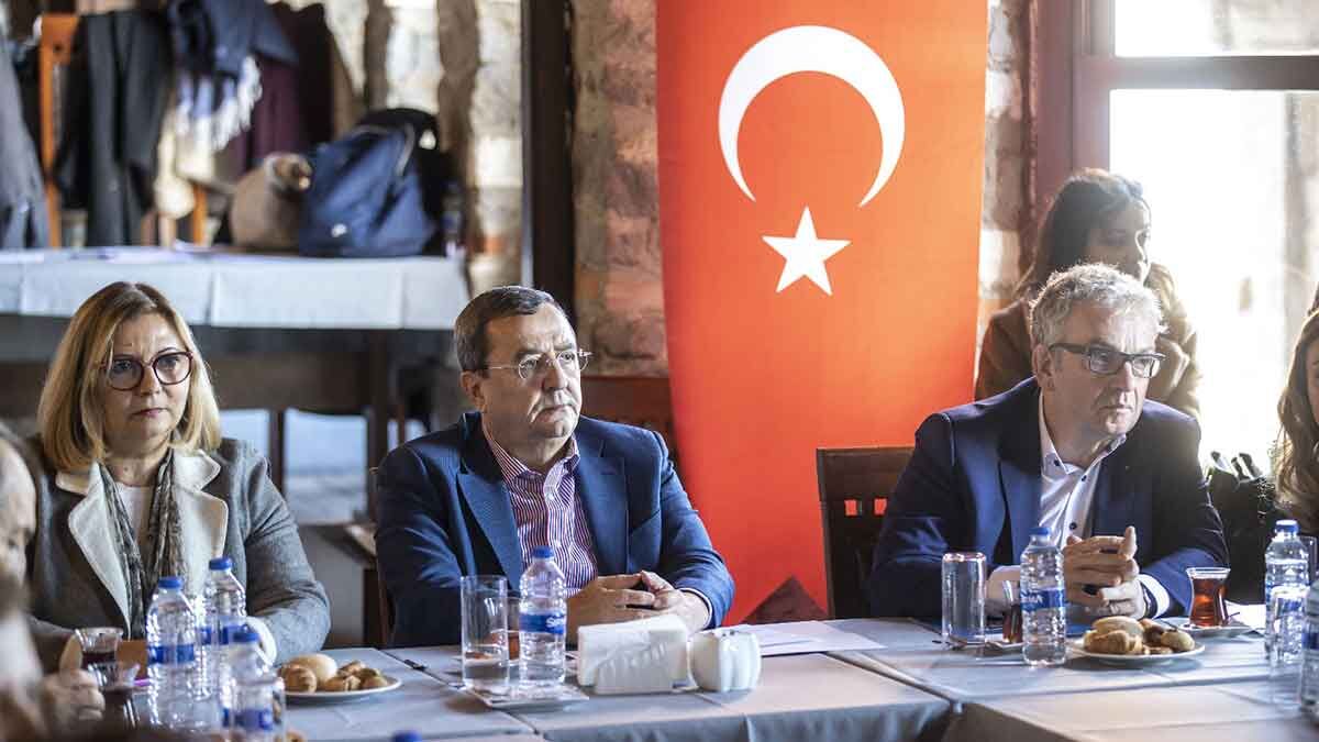 Konak Belediyesi’nin Almanya Hamm Belediyesi, İtalya Saluzzo Belediyesi ve Sosyal