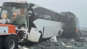 Kuzey Marmara Otoyolu’nun Sakarya bölgesinde 10 kişinin hayatını kaybettiği, 63