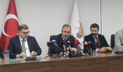 AK Partili İzmir Milletvekili Kasapoğlu’ndan adaylık açıklaması ve ‘hizmet’ eleştirileri