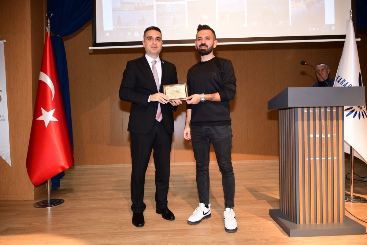 Karabağlar’da mobilya sektörünün gelişmesi için çaba harcayan Karabağlar Belediyesi, İzmir