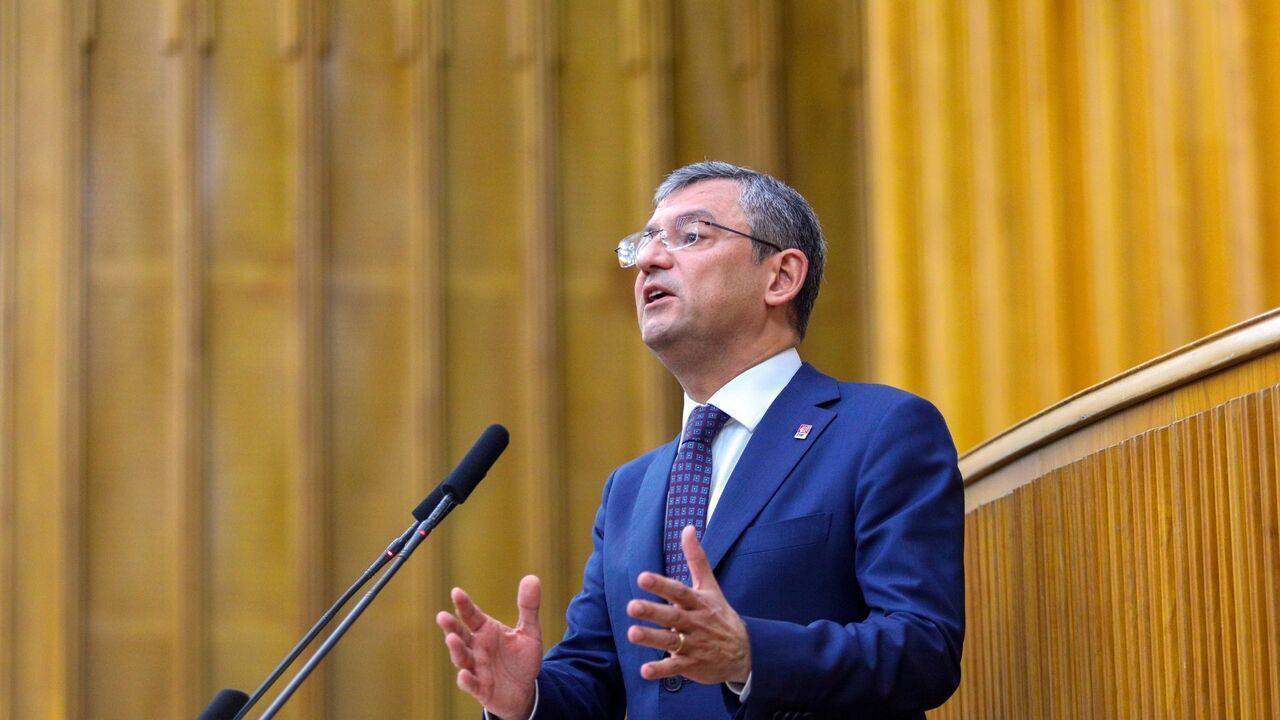 CHP Genel Başkanı Özel, Antalya’da açıklamalarda bulundu. CHP’nin Antalya’da belediye