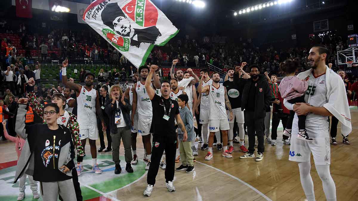 BASKETBOL Süper Ligi’nde Pınar Karşıyaka, art arda 6’ncı galibiyetini evinde