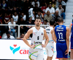 Basketbol Süper Ligi’nde güçlü rakibi Anadolu Efes önünde 18 sayılık