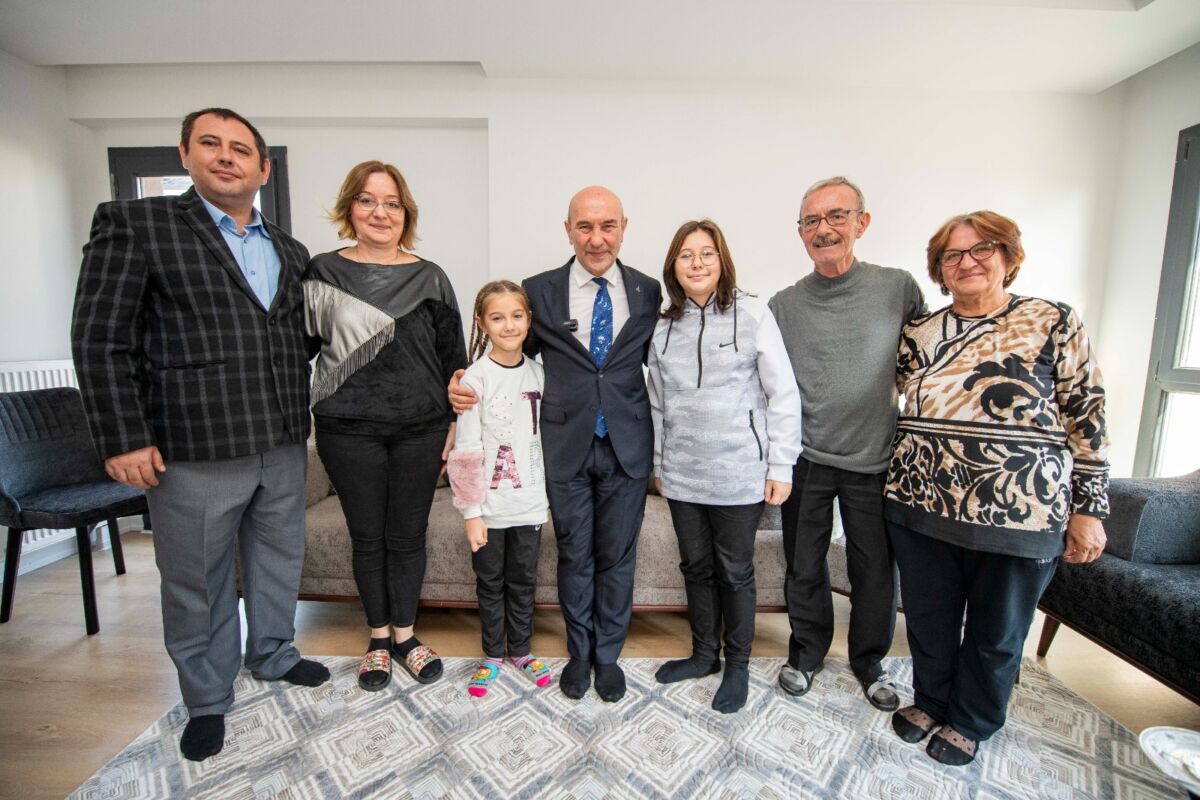 İzmir Büyükşehir Belediye Başkanı Tunç Soyer, Örnekköy kentsel dönüşüm alanında