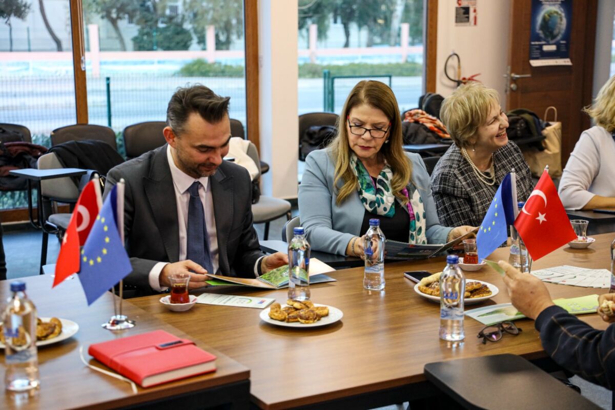 Karşıyaka Belediyesi’nin koordinatörlüğünü üstlendiği Türkiye ve AB Arasında Şehir Eşleştirme