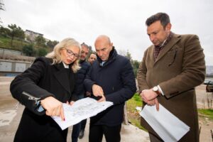 İzmir Büyükşehir Belediyesi’nin Konak’ın Güney Mahallesi’ndeki ek hizmet binası inşaatı