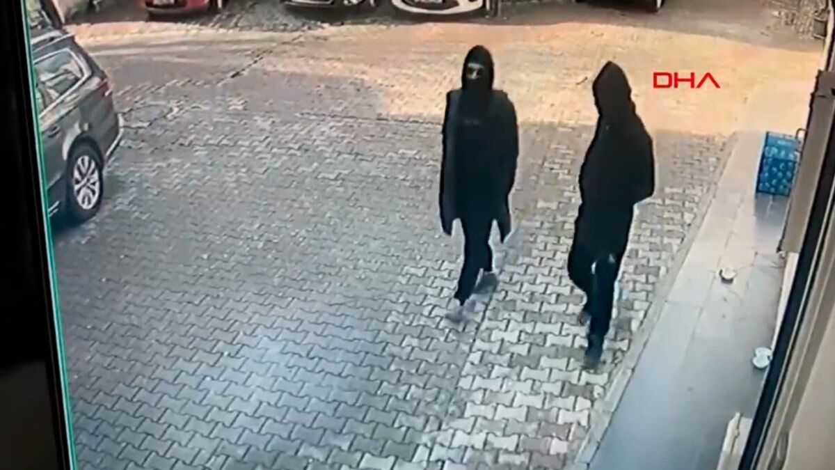 İstanbul Sarıyer’deki Santa Maria Kilisesi’nde 1 kişinin hayatını kaybettiği silahlı
