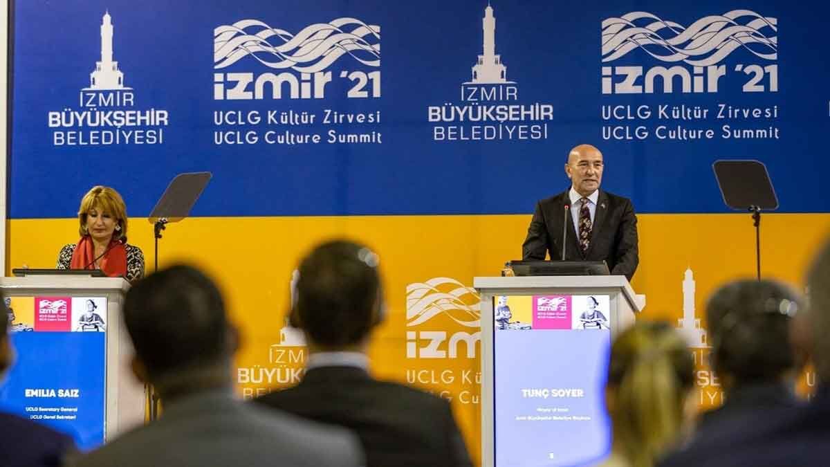 İzmir Kültür Fonu tarafından düzenlenen proje yarışmasının sonuçları ödül töreninde