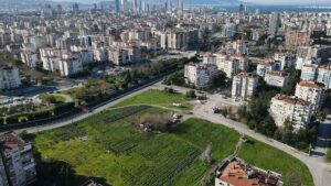 Bayraklı Belediye Başkanı Serdar Sandal, göreve geldiği günden bu yana