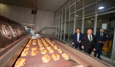 Başkan Soyer: “5 TL’ye ekmek satmaya devam edeceğiz”