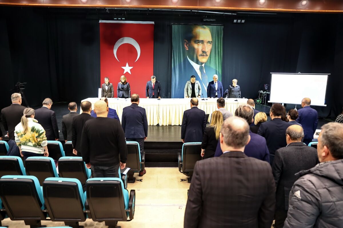 Konak Belediye Meclisi yılın il toplantısını gerçekleştirdi. Meclis gündeminde Pençe-Kilit