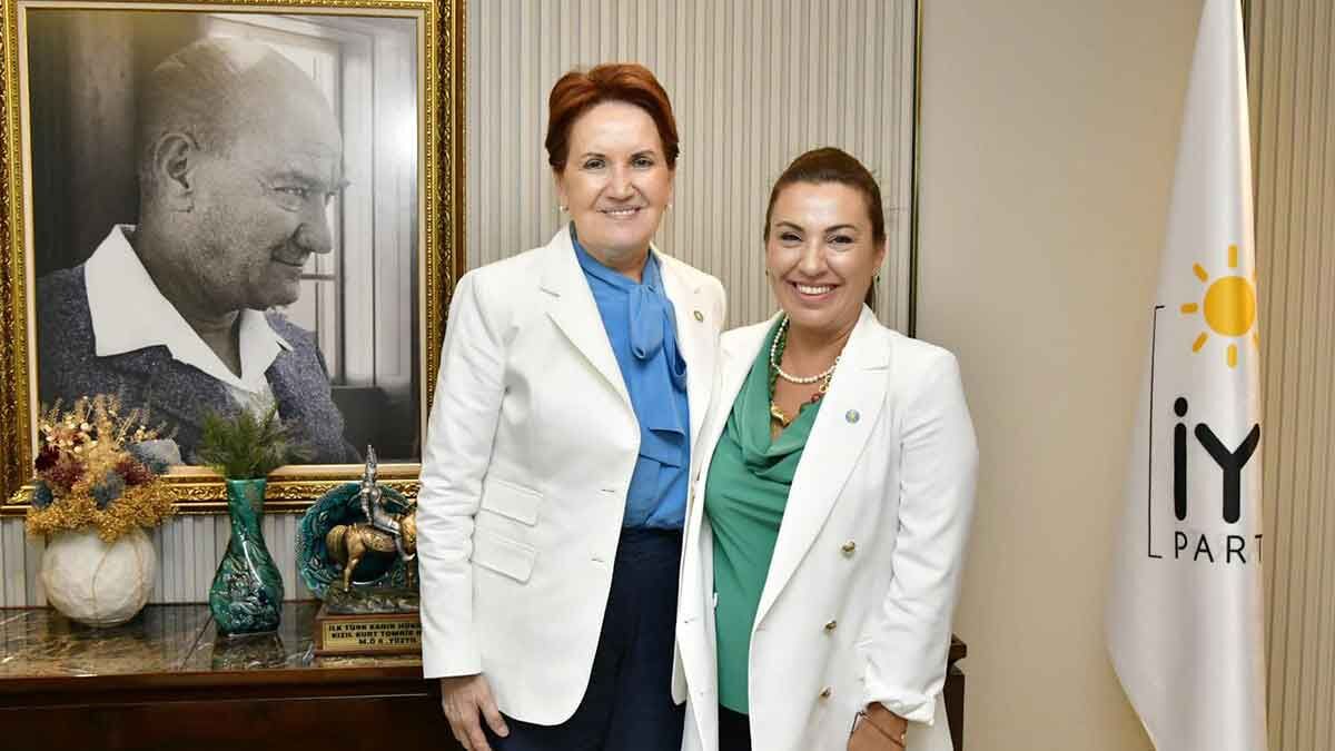 Bezircilioğlu’nun yerine jet atama! İYİ Parti İzmir İl Başkanlığı görevine Ülkü Doğan getirildi Ülkü Doğan İYİ Parti İzmir İl Başkanlığı görevine getirildi.