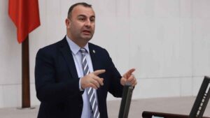 İzmir Milletvekili Ednan Arslan, 8131 sayılı Cumhurbaşkanı Kararı ile 73