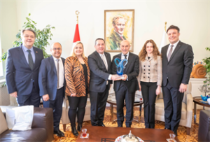 Küresel turizmin gelişmesi için çalışan İzmir Skal Kulübü, İzmir Büyükşehir