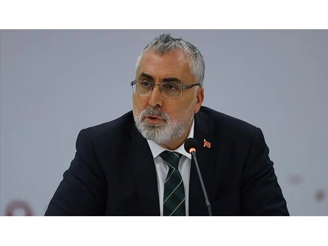 Emeklilere ek zammın belli olmasıyla birlikte gözler erken emeklilik fırsatına