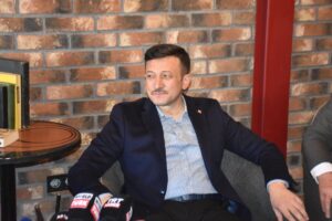 AK Parti’nin İzmir Büyükşehir Belediye Başkan adayı Hamza Dağ, İzmir