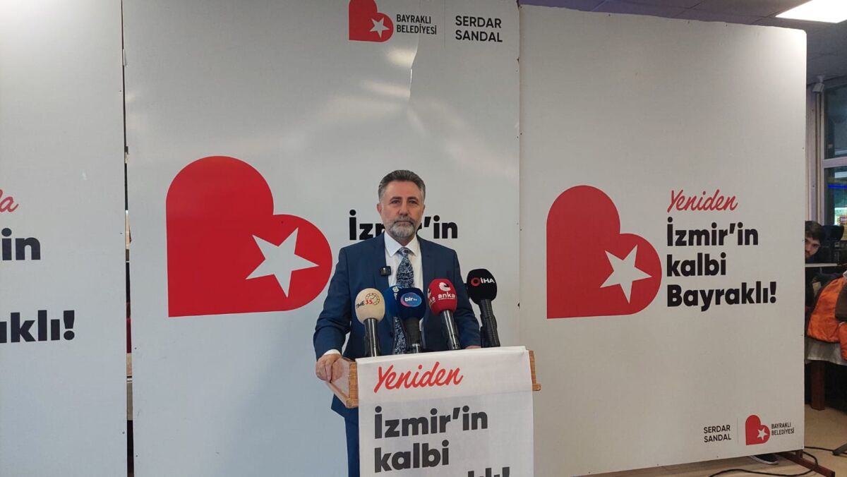 DEMOKRAT GÜNDEM-ERDEM ASLAN-Bayraklı Belediye Başkanı Serdar Sandal, yerel seçim sürecinde