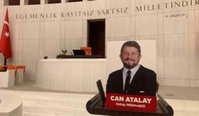 Milletvekilliği düşürülen Can Atalay’ın ilk mesajı: ‘Türkiye, bu kuralsızlık, hukuksuzluk deli gömleğine sığmayacak!’