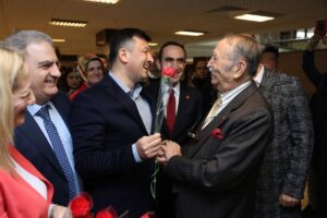 AK Parti İzmir Büyükşehir Adayı Hamza Dağ, haftaya Balçova ve