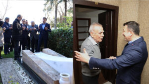 İzmir Büyükşehir Belediye Başkan Adayı Hamza Dağ, ziyaretleri kapsamında, İzmir