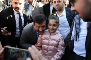 Cumhur İttifakı İzmir Büyükşehir Belediye Başkan Adayı Hamza Dağ, Çiğli