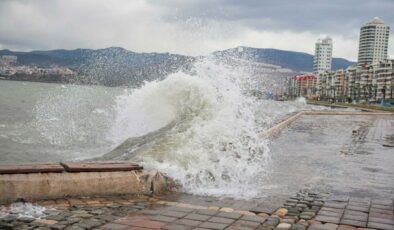 Ege Denizi için fırtına uyarısı: Meteoroloji duyurdu