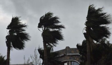 Meteoroloji uyardı: Ege Denizi’nin kuzeyi için ‘fırtına’ uyarısı