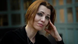 Mine Kırıkkanat’ın, Yazar Elif Şafak’ın Bit Palas kitabı aleyhine açtığı