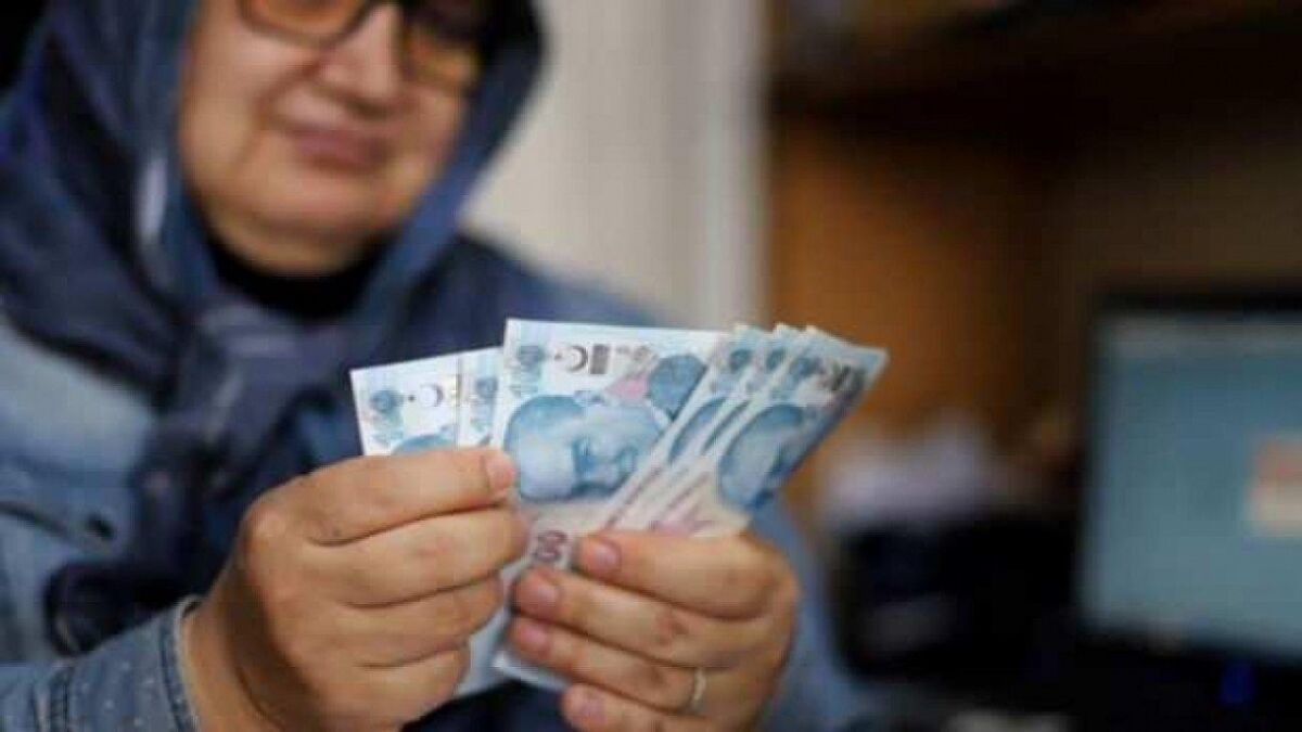 Çalışma ve Sosyal Güvenlik Bakanı Vedat Işıkhan, SSK ve Bağ-Kur