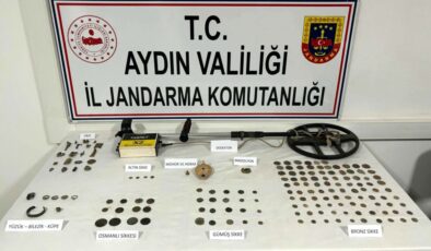 Aydın’da tarihi eser kaçakçılarına operasyon: Satmaya çalışırken yakalandılar