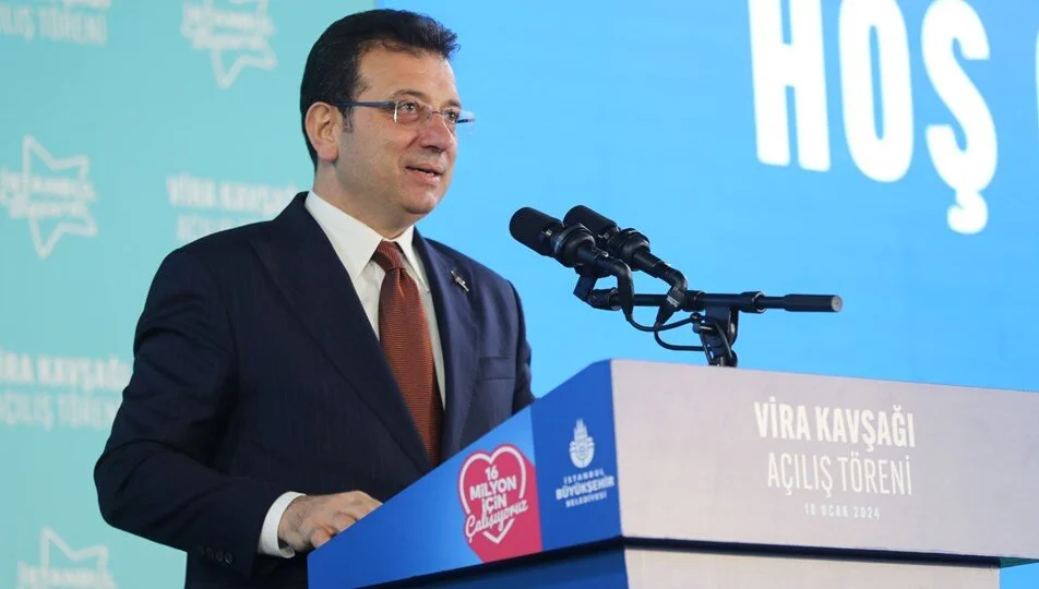 İstanbul Büyükşehir Belediye Başkanı Ekrem İmamoğlu, Cumhurbaşkanı ve AK Parti