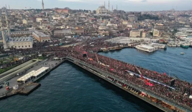 İstanbul’da şehitler ve Gazze için yürüyüş