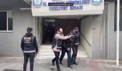 FETÖ Operasyonu İzmir’de hız kesmiyor: Tutuklu sayısı 7’ye yükseldi!