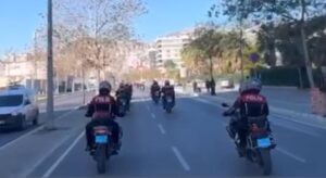 İzmir’de, motosikletli polislerin bir hafta içerisinde gerçekleştirdiği denetimlerde, çeşitli suçlardan