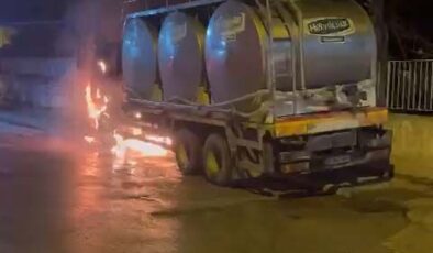 İzmir’de korkunç anlar: Park halinde bulanan süt tankeri alev aldı