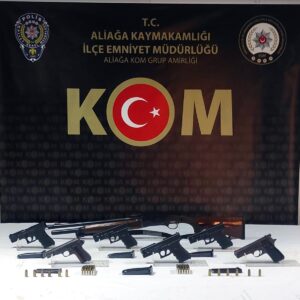 İzmir’in Menemen ilçesinde silah kaçakçılığı yaptığı tespit edilen O.T., operasyonla