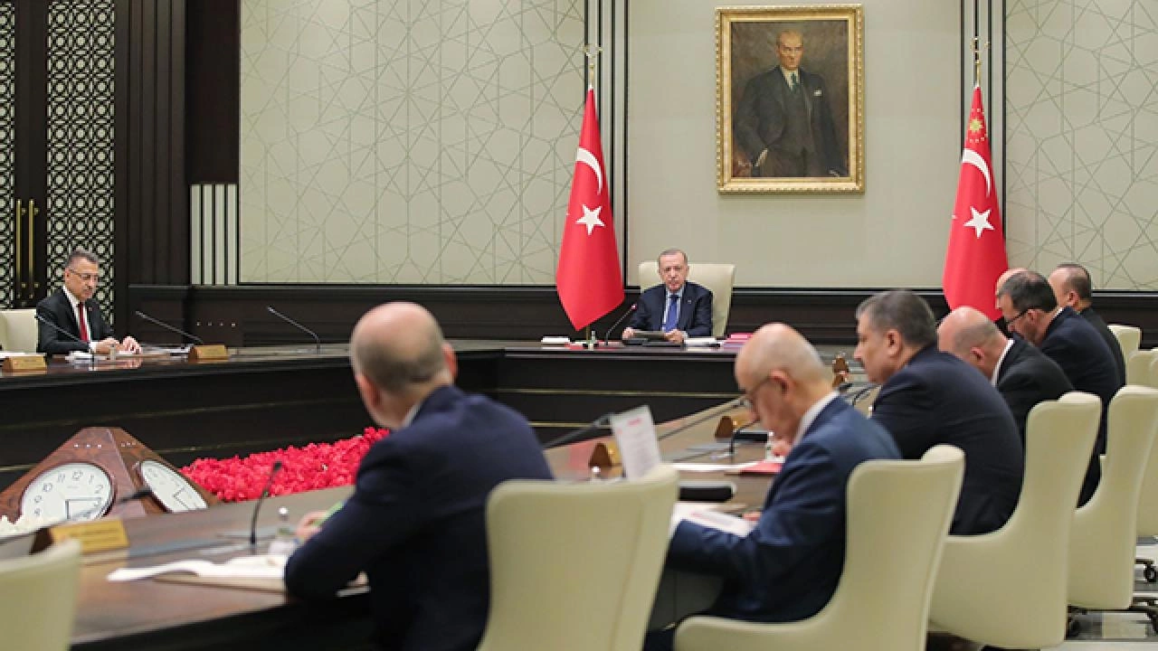Emeklilerin gözü kulağı bugün gerçekleşecek Kabine toplantısında. Toplantıda SSK ve