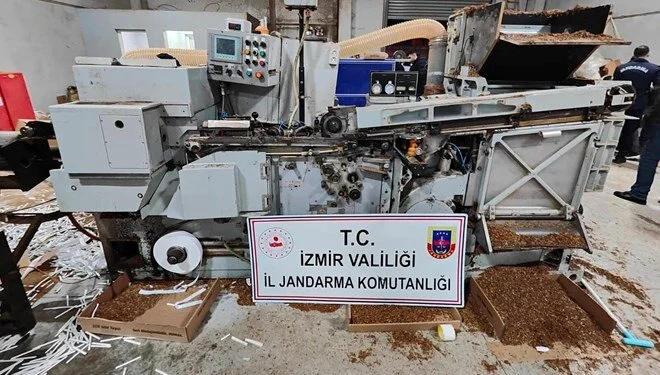 İzmir’in Tire ilçesinde bandrolsüz ve kaçak sigara üretimi için fabrika