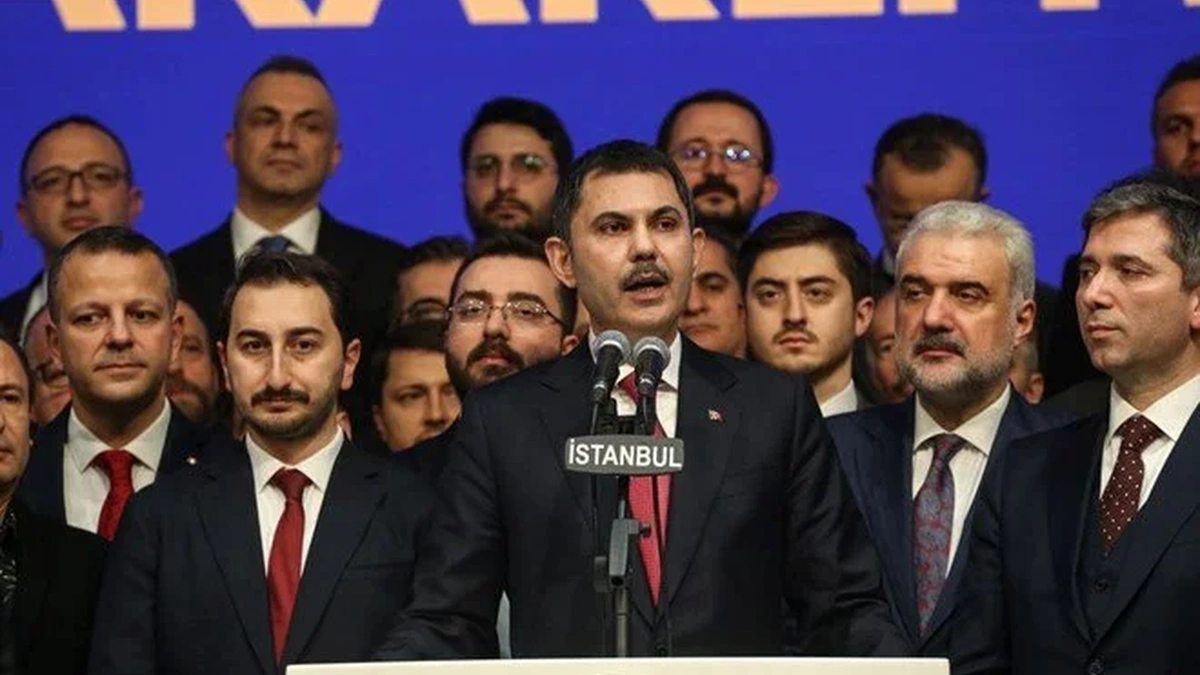 AK Parti'nin İstanbul Büyükşehir Belediye Başkan adayı Murat Kurum, İstanbul'un