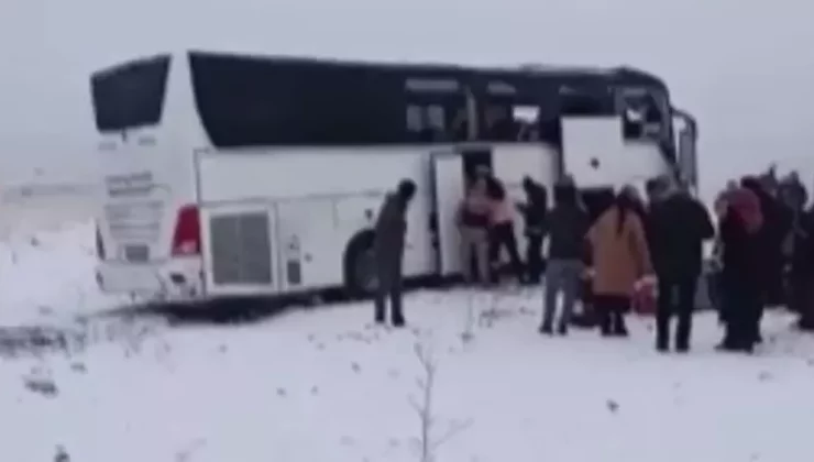 Kars’ta yolcu otobüsü kontrolden çıktı: Ölü ve yaralılar var