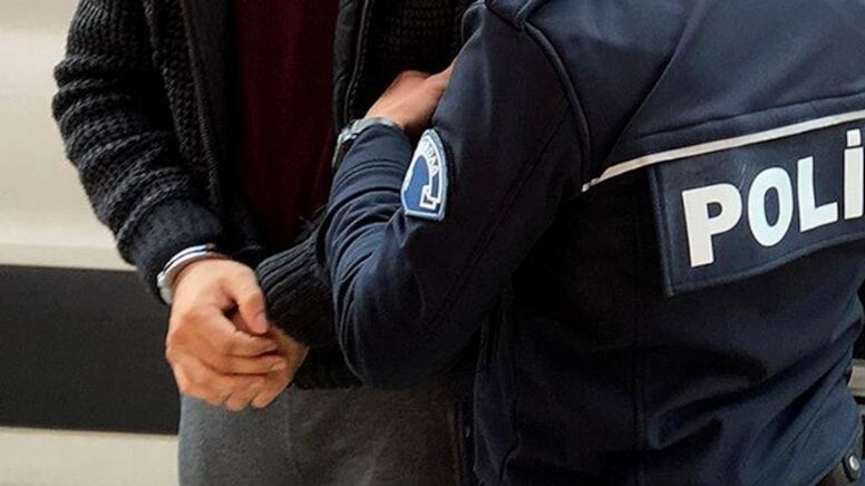 Antalya’da Interpol tarafından kırmızı bültenle aranan yabancı uyruklu 18 kişi