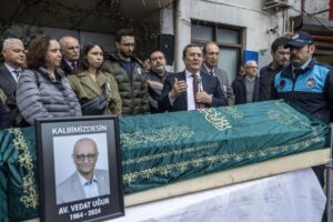 Konak Belediyesi eski Meclis Üyesi Avukat Vedat Uğur, emek verdiği