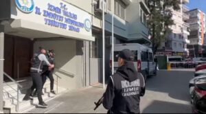 İzmir merkezli 3 ilde, liderliğini ‘kırmızı bülten’ ile aranan ‘Can
