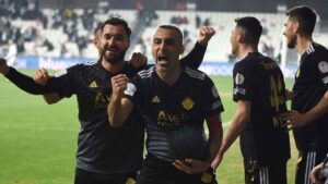 Transfer yasağı bulunan İzmir ekibinin eşine çok nadir rastlanacak şekilde