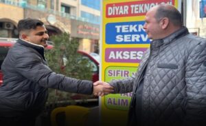 Menderes’te CHP’nin Belediye Başkan Adayı olan İlkay Çiçek, seçim çalışmalarına