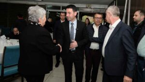 CHP Bayraklı Belediye Başkan Adayı İrfan Önal ve İzmir Büyükşehir