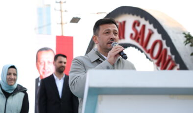Hamza Dağ, AK Parti Bayraklı SKM açılışında çağrı yaptı: ‘Suya da yüzde 50 indirim yapın’